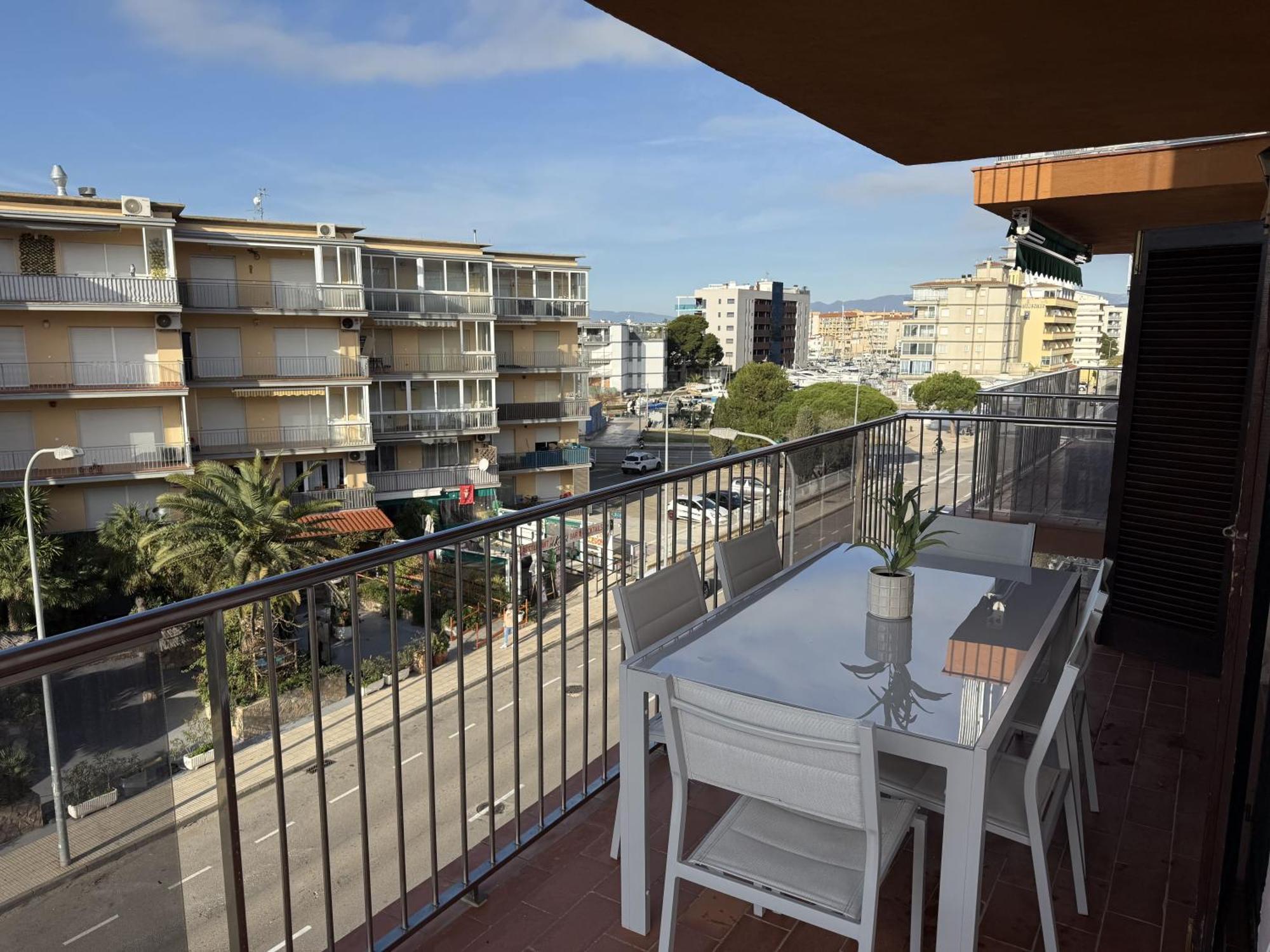 Agi Santa Margarita Apartment Roses Bagian luar foto