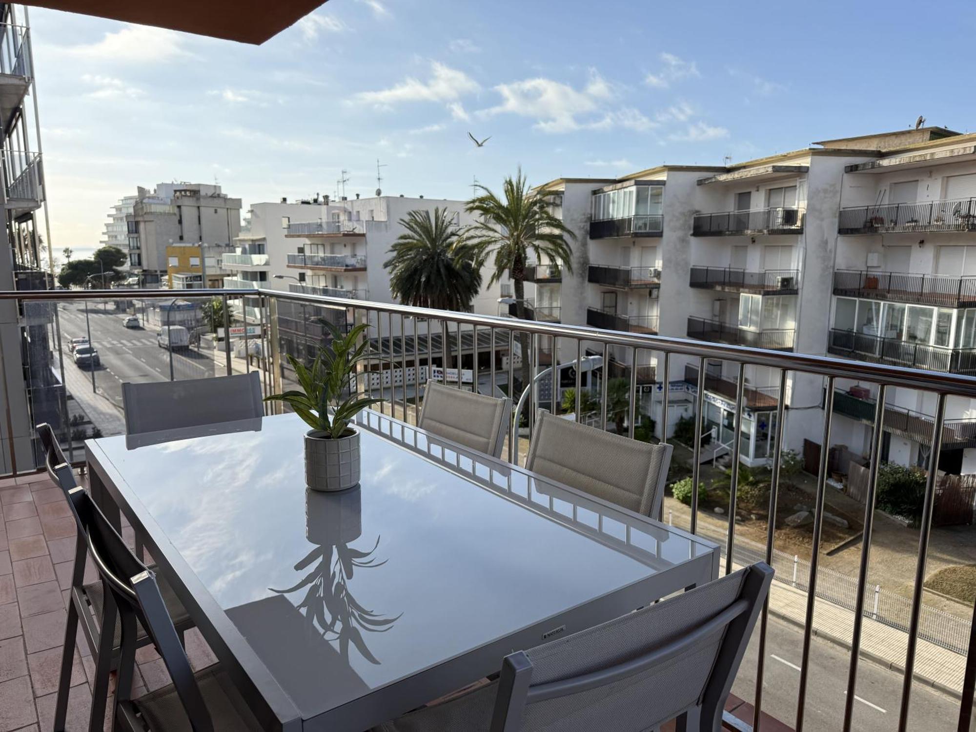 Agi Santa Margarita Apartment Roses Bagian luar foto